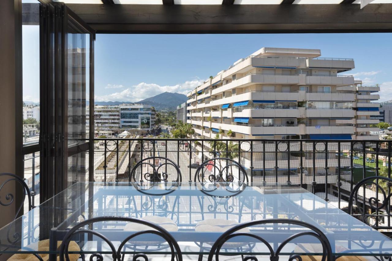 Two Bedroom Apartment In Puerto Banus With Terrace マルベーリャ エクステリア 写真